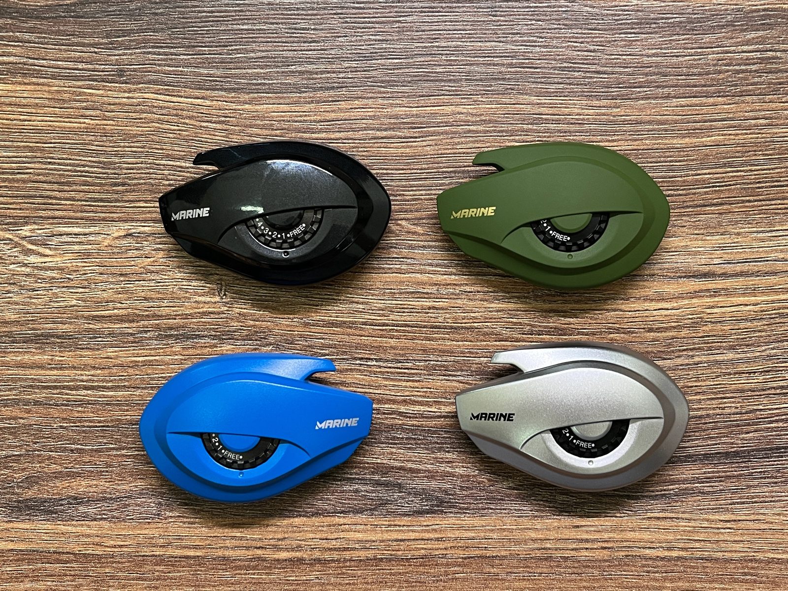 Fotografia de referência real, dial de frenagem nos 4 colorways